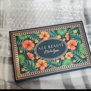 ACE BEAUTE Nostalgia Palette